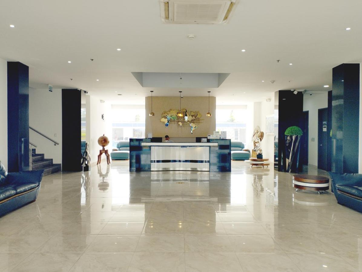 Hotel Royal Elim International Кали Экстерьер фото Lobby