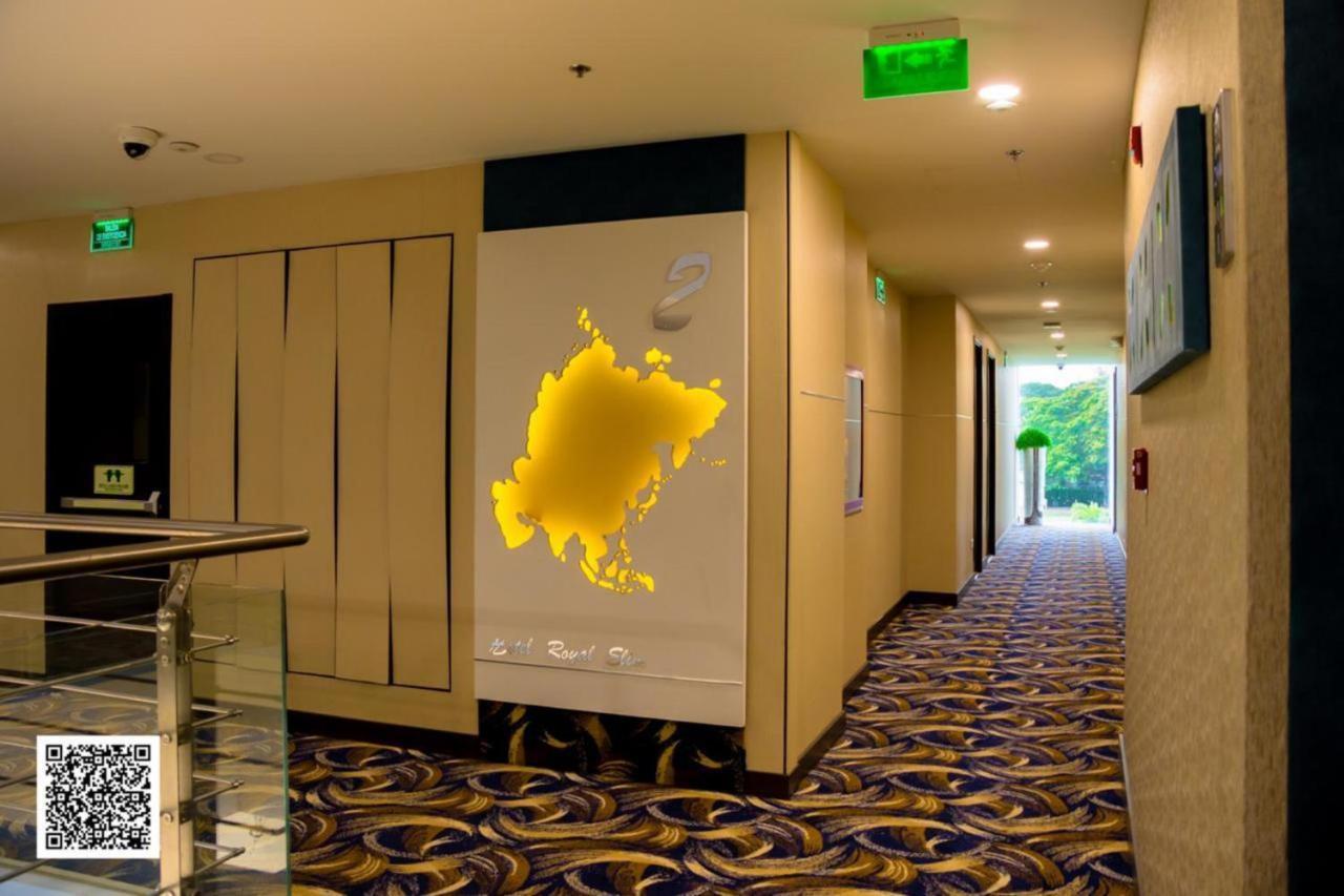 Hotel Royal Elim International Кали Экстерьер фото A 3D map of the hotel